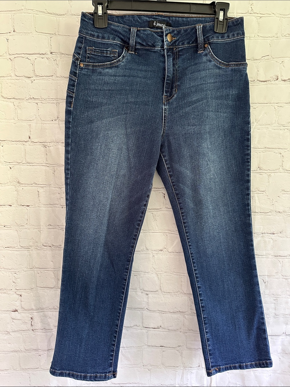 d. jeans crop high waist comfy and stretchy Women’s Jeans size 10